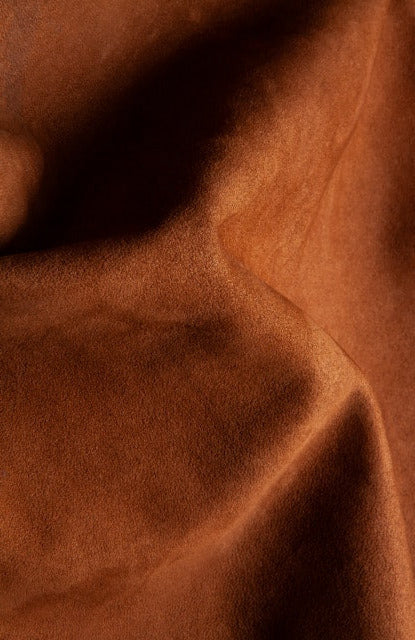 A wild, saffron-lit opening that walks through incense smoke and lands on warm leather skin alcohol-free perfume by Fraalic